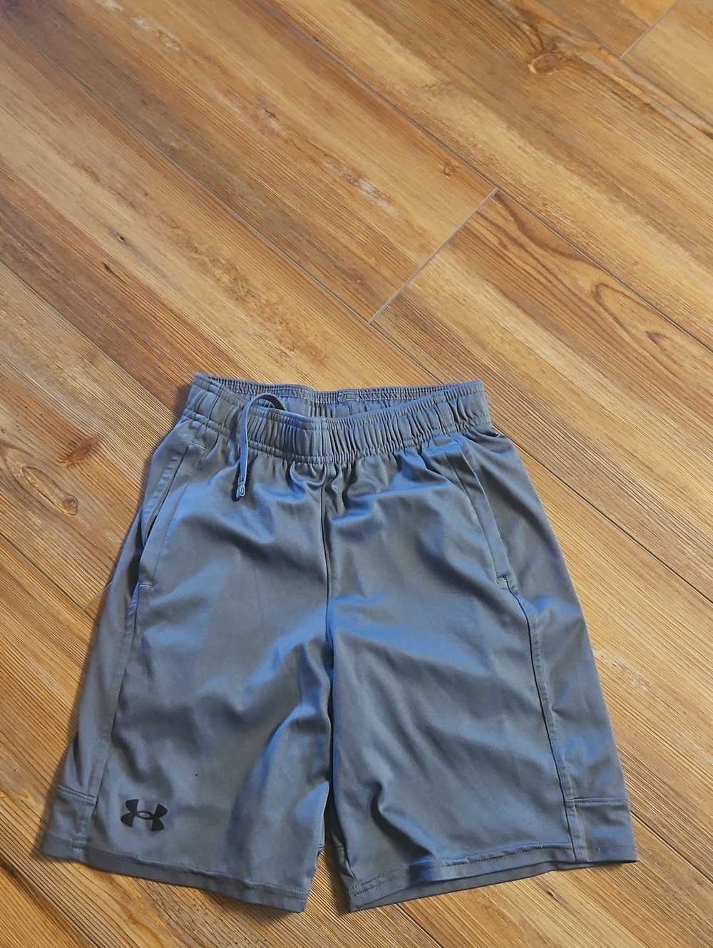 Under Armour Boys' Slate Gray Athletic Shorts
